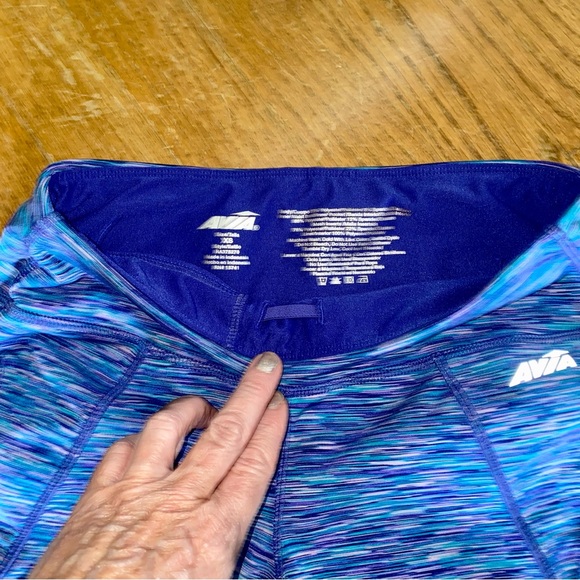 Avia workout leggings with mesh insert design - Picture 6 of 6